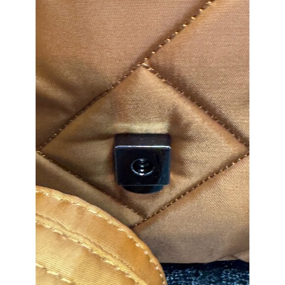 LUG Plie - Capuccino NWT-2 straps - Picture 4 of 8